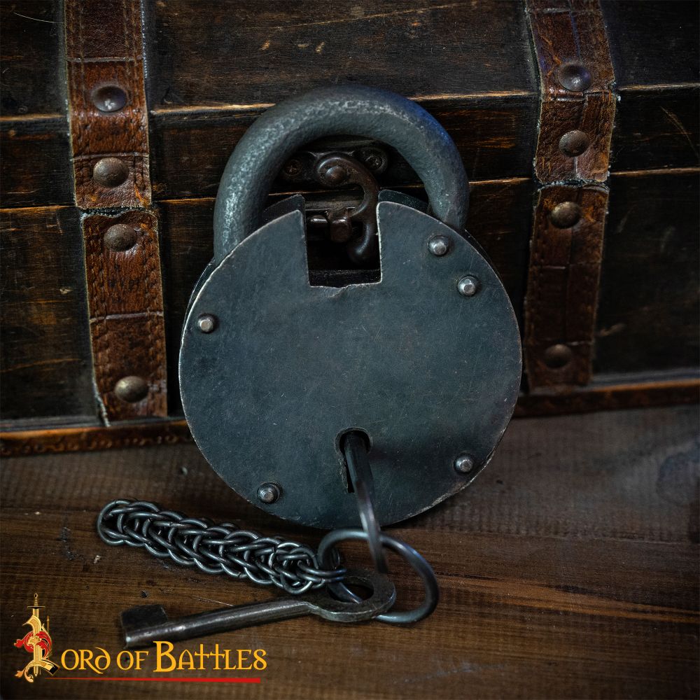 Dungeon Padlock with Two Keys